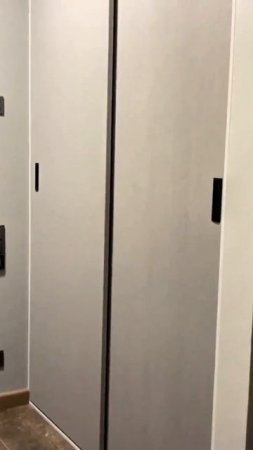 Стильная прихожая в современном стиле