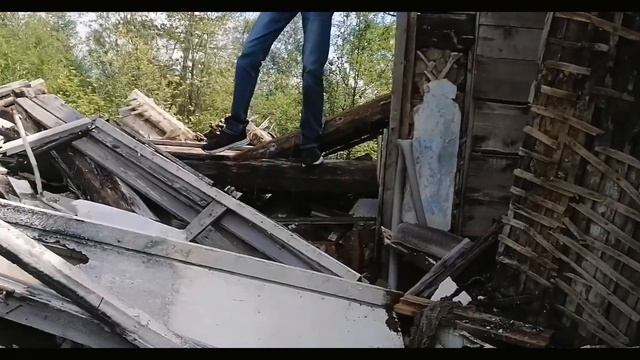 Ищем заброшенные кладбища и стариные дома
