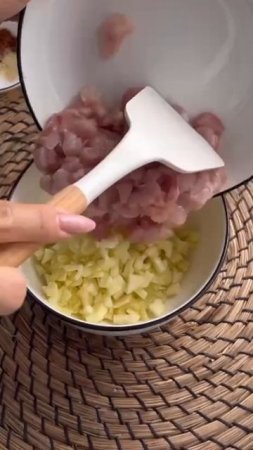 Обалденные кабачки с куриной начинкой