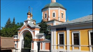 Прогулки по Москве. Подворье Троице-Сергиевой Лавры в Москве