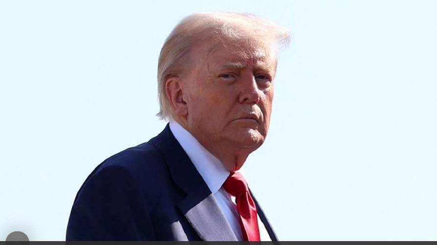 WSJ сообщила о минимальной поддержке закона о налогах Трампа