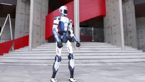 В Китае стартовали продажи человекоподобного робота андроида