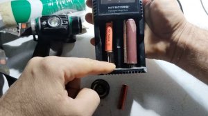 NITECORE D2 зарядное обзор