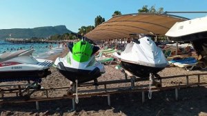 катера на пляже в Турции