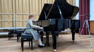 А. Гречанинов. ,, Звëздная ночь"
Трушина Софья. 12 лет.