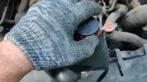 Как Долить масло в двигатель Hyundai Solaris 2011 года