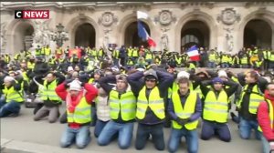 1.1евромайдаВОШКИ клянчат вертолётные деньги