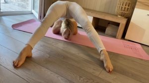 Муж уехал, жду любовника. 18+. Эротика