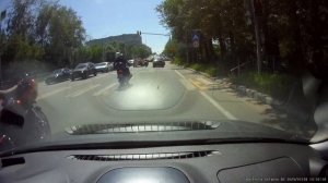 На цыпочках