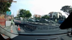 Как сквозь землю провалилась