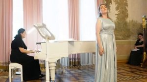 Мария Михайлова исполняет Сегидилью из оперы Бизе "Кармен". Фортепиано — Наталья Латифова