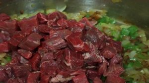 Говяжий гуляш по-венгерски