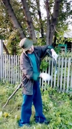 Sharpening a scythe for mowing grass.   #grass #mowinggrass #village #july #summer