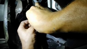 замена датчика температуры испарителя Логан 2.mp4