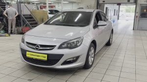 Opel Astra 2013