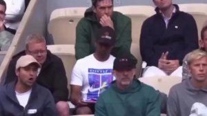 Комментатору нужно повысить зарплату