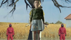 Попали в игру в кальмара! Тише едешь дальше будешь!