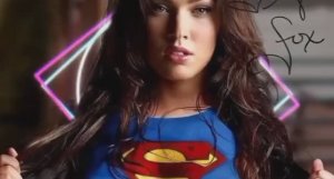 Megan Fox .