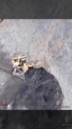 Это Настоящая Работа: Бульдозер На Скале