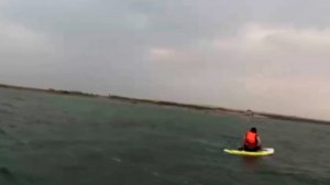 Несколько человек на байдарках унесло волнами на Капчагайском водохранилище. Погода в СНГ