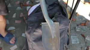 Лопата вернулась домой