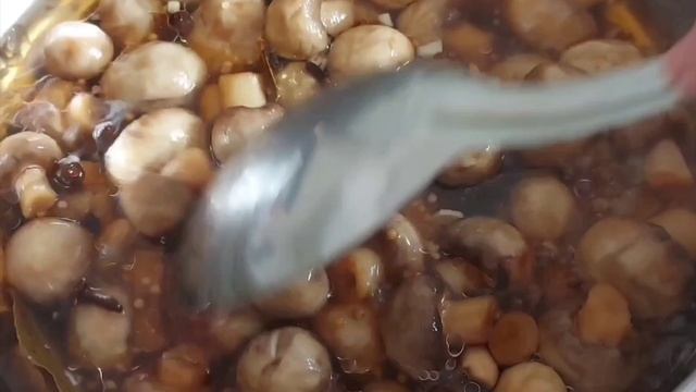 Маринованные шампиньоны