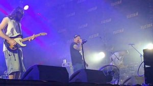 ДМЦ - Смеяться всём в лицо