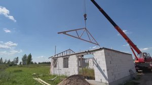 Монтаж ферм на МЗП пластинах. Крыша за день.