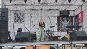 Юлия Абрамова - "Тяни"