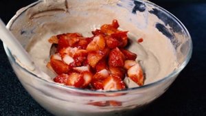 Диетический шоколадный чизкейк с клубникой