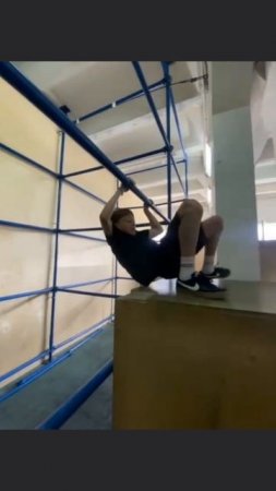Workout 
#спорт
#паркур
#сальто
#сальтовперед
#топ