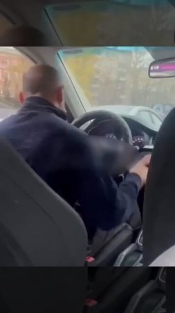 Тарантиновские диалоги таксиста