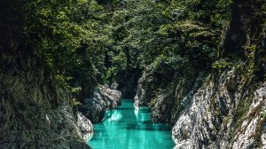 Окунулся в мир Каньона Чёртовы ворота на реке Хоста.