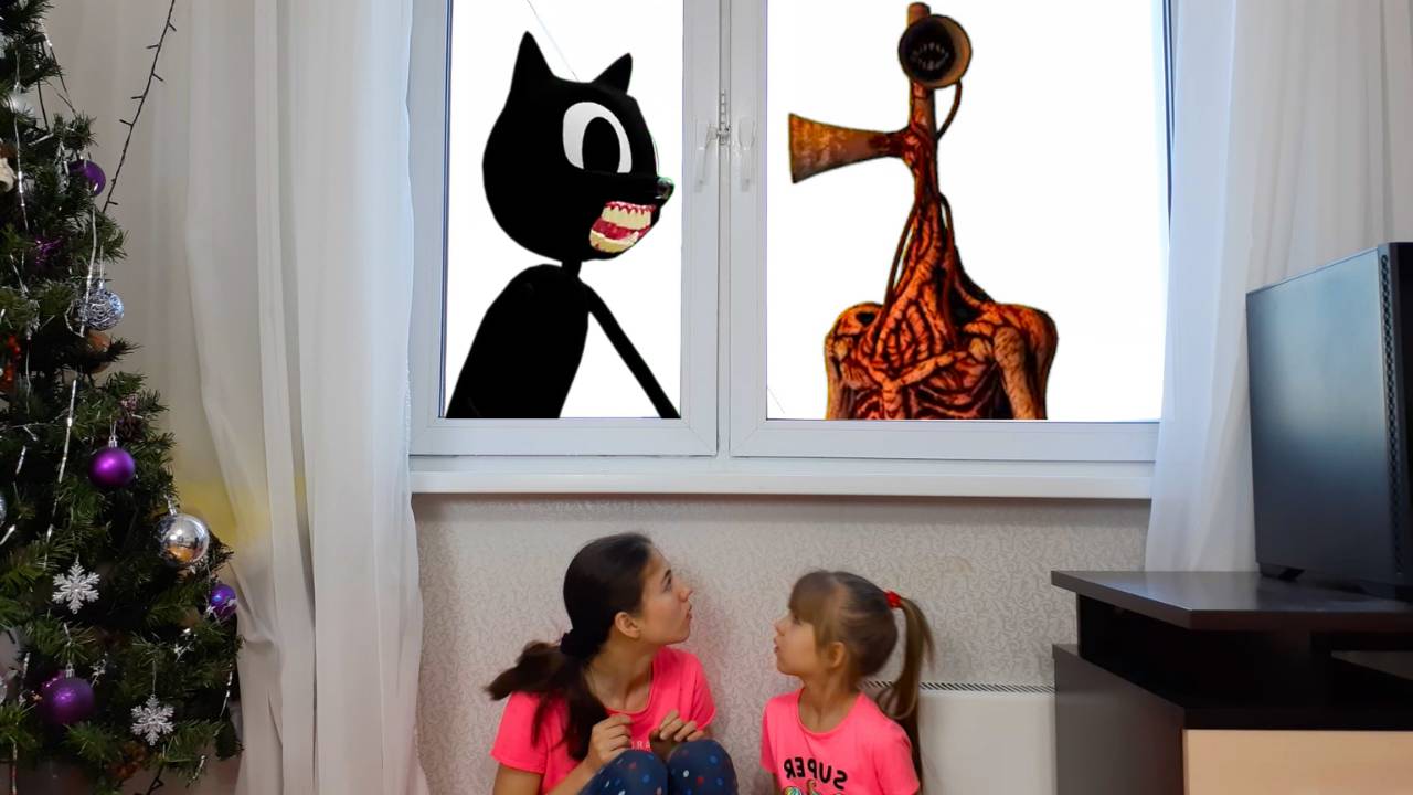 СИРЕНОГОЛОВЫЙ против КАРТУН КЭТА против в Реальной Жизни! смотреть онлайн