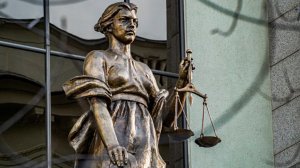 Гособвинение запросило по делу трех генералов до 12 лет строгого режима.