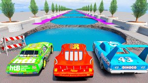 СМОГУТ ЛИ ТАЧКИ ПРОЕХАТЬ ОПАСНУЮ ЯМУ с ВОДОЙ в ГТА 5 МОДЫ - ЭКСПЕРИМЕНТЫ GTA 5 MODS