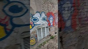 Зеленый остров. Омск. Несколько шагов от основной дороги и ..вот оно! Очередное злачное место!
