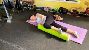 Пилатес с роллом
