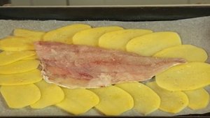 Филе рыбы с картошкой