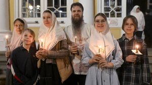 Более 80 процентов россиян считают себя верующими