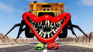 ЭПИЧЕСКИЙ ПОБЕГ ГРУЗОВИКА XXL ПРОТИВ СИЯЮЩЕГО АВТОМОБИЛЯ В БИМКЕ