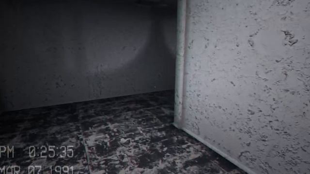 убили монстра, обманули маньяка с бензопилой и убежали от чупакабры в Escape the backrooms#8