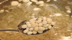 Фасолевый суп с яйцом