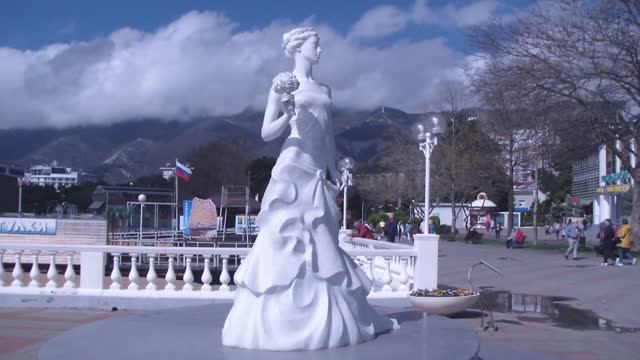 Геленджик весенний смотреть онлайн