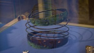 Выставка "Лесная царица". Бронзовое витое украшение для головного убора