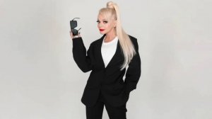 Лариса Долина и Dolina Band
«Есть я и ты»