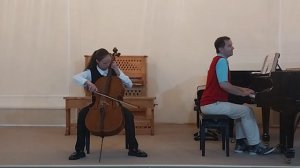 Анна Плоткина