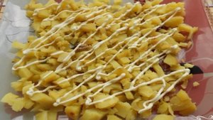 Cалат с жареными грибами и сыром