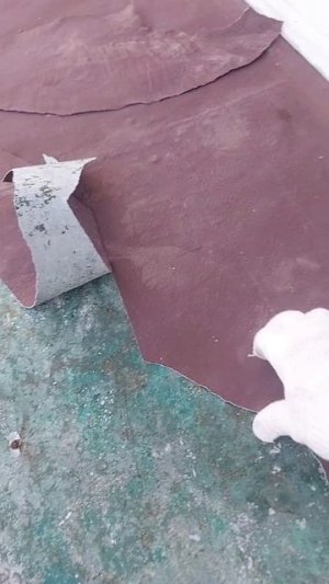 Покрытие elastomeric. Адгезия к основанию ноль!