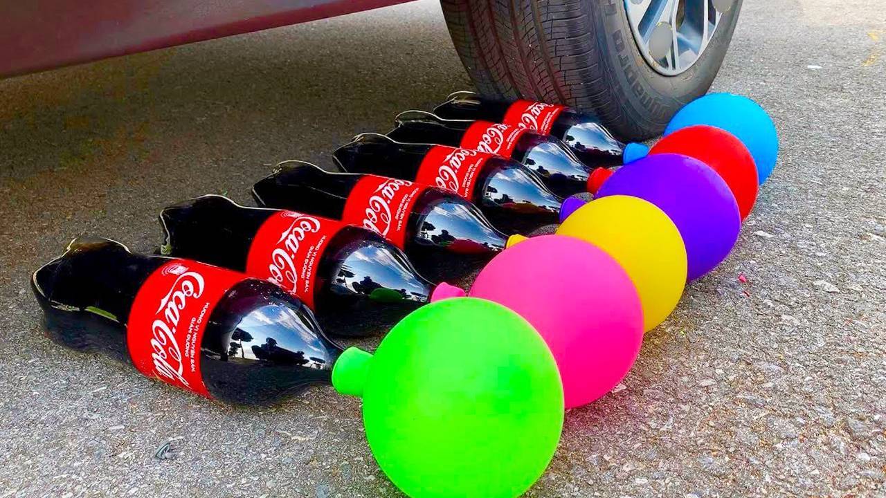 Мультики залипалки для малышей. Машина давит мягкие и хрустящие вещи! Смотреть онлайн для детей